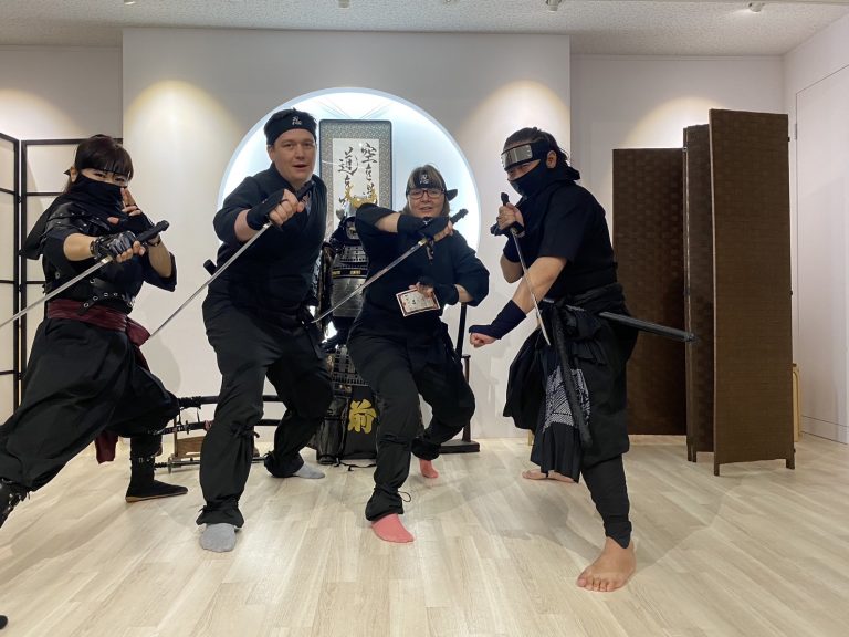 Tokyo sightseeing, ninja experience! “Two people from Germany!”